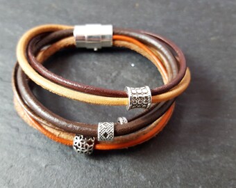 Leather bracelet also available in brown and black