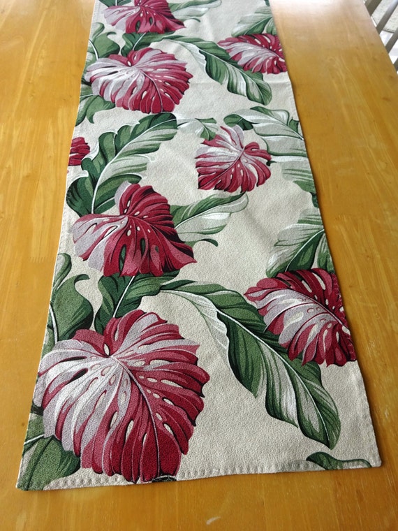 Hawaiian Print Barkcloth Table Runner