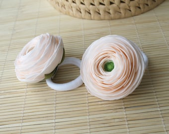 Peach ranunculus Ponytail holder Elastics for hair Peach hair flower Girls hair accessories Scrunchy Floral hair accessory Hair pigtail bow