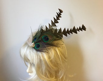 Pale Gold Feather Peacock Fascinator Headpiece, Boho, Charlestone Downton Abbey Flapper Wedding Guest Ladies Day, Ascot Horse racing