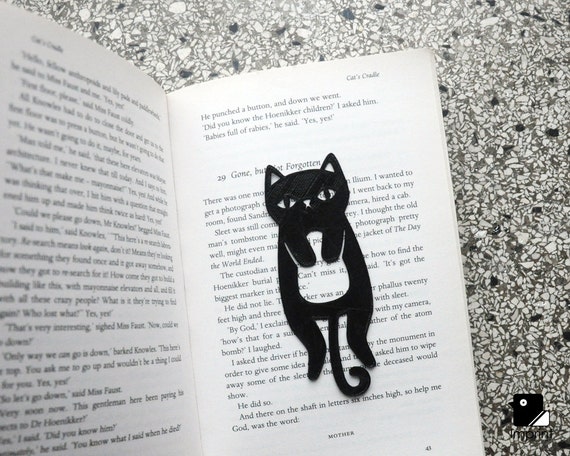  Cat  Bookmark 3D  Printed  in Black  Plastic