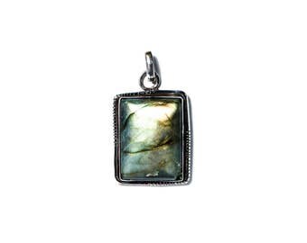 70's Sterling Silver Labradorite Vintage Pendant