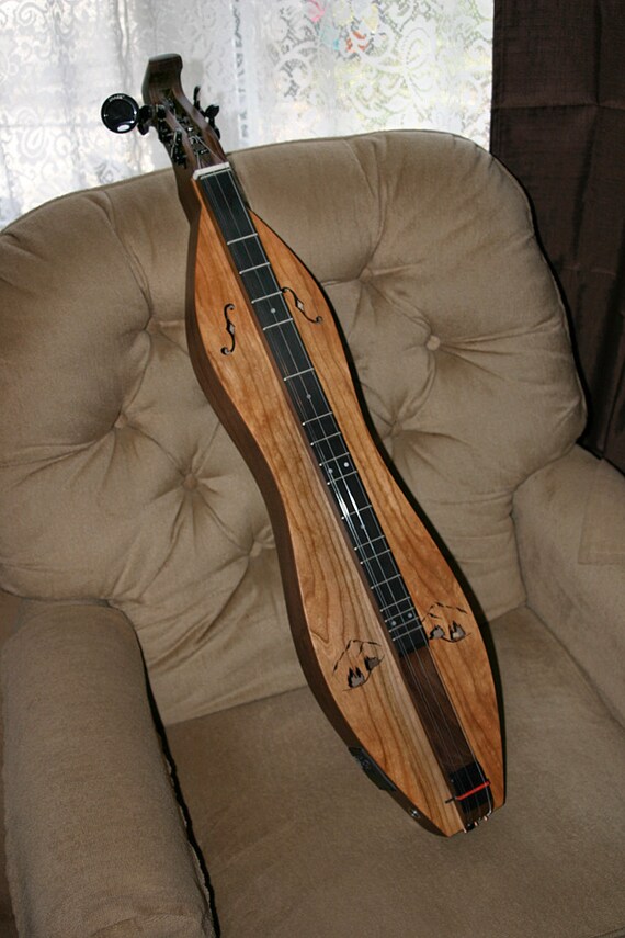 Mountain Dulcimer 4string Custom Cherry/Walnut Hourglass