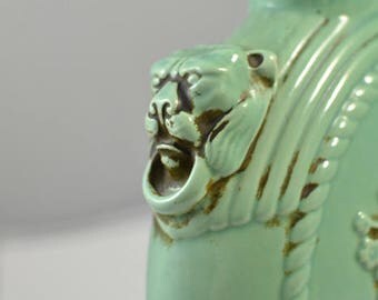 Vintage Asian Cealron green Lamp 1940 home deco