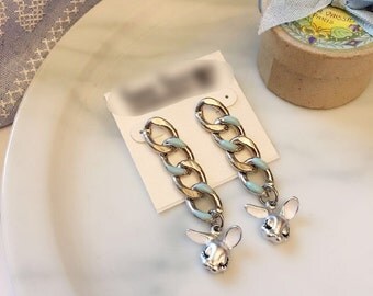 0021 A sleeping rabbit earrings