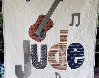 The Original Personalized Quilt Crib/Toddler, Baby Quilt, Raw Edge Applique Quilt, Name Quilt CC3652