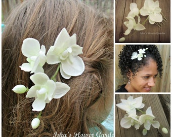 Small white orchid hair clip on a comb, realistic, miniature, orchid hair flower