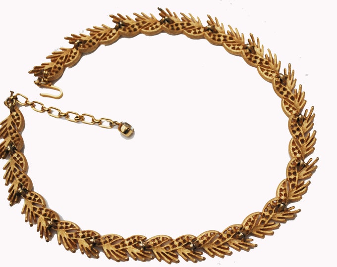 Crown Trifari link Necklace -Rhinestone- Gold leaf links Mid Modern - collar necklace