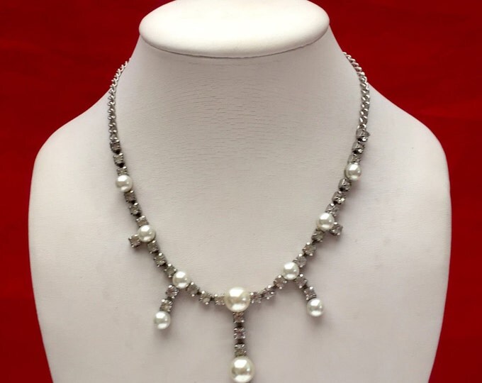 Rhinestone Pearl Necklace -Silver metal - Wedding Bride