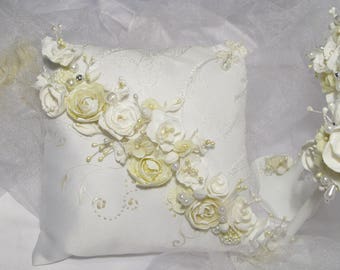 Lace ring pillow Ring bearer pillow Wedding ring cushion Wedding ring box Bridal ring pillow Flower wedding ring holder Rustic ring pillow