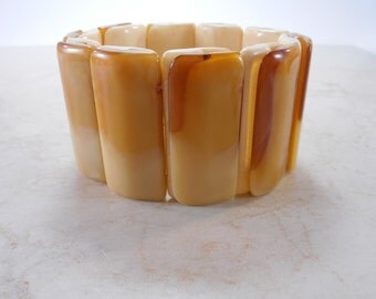 Vintage Lucite Stretch Bracelet Honey Butterscotch Tones