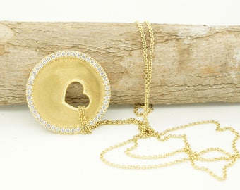 Diamond pendant-18K yellow gold-personalized necklace-For her-Anniversary gift-Mother day gift-Diamond necklace-Diamond pendant yellow gold