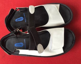 REDUCED! Wolky Jewel Sandals White Orthopedic Walking strappy