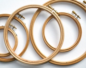Natural wood embroidery hoops - small (3 inch - 7 inch)