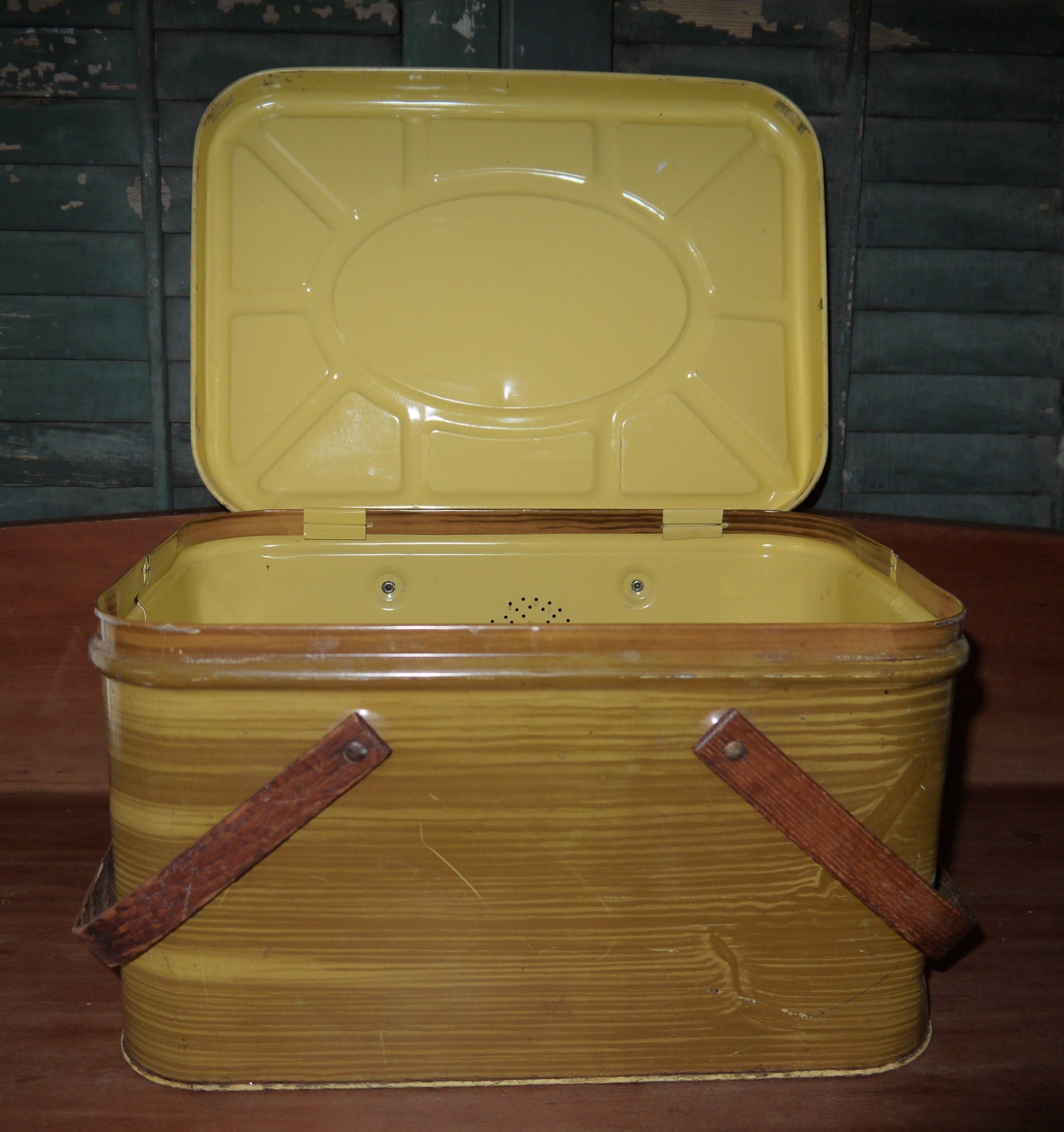 Vintage Metal Picnic Basket Tin Wood Swing Handles Metal