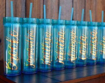 Bridesmaid Tumbler with Name//Custom Wedding Party Tumblers//Wedding Party Tumblers//Bridesmaid Cups//Bridesmaid Gifts
