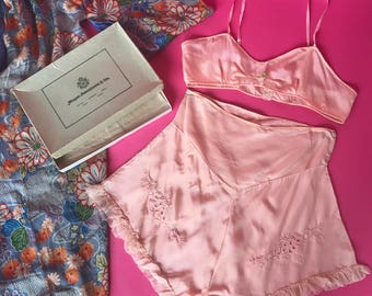 20s 30s Lingerie Set / 1920s Bra & Tap Pants w/ Original Box