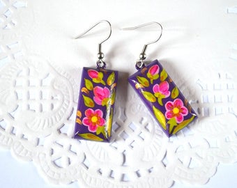 purple wedding pink flowers purple jewelry purple earrings botanical floral earrings violet purple green purple pink dangle earrings violet