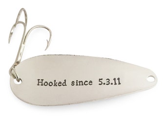 mens gift ideas, fishing gifts, 6th Anniversary Gift, 6 year anniversary, Hooked since 2011, Fishing Lure, Spoontracker
