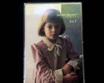 Clear View Box Frame - 5 X 7 Picture - Borderless Frame - Vintage 1970 - Prism Frame - Sealed Orignial Packaging - Picture Frame