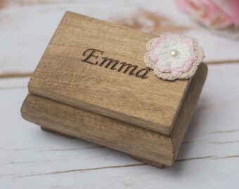 WIll you be my Flower Girl Proposal Gift Box Bridesmaid Maid of Honor Party Keepsake Box Bridal keepsakes Gift Maid of honor Bridesmaids