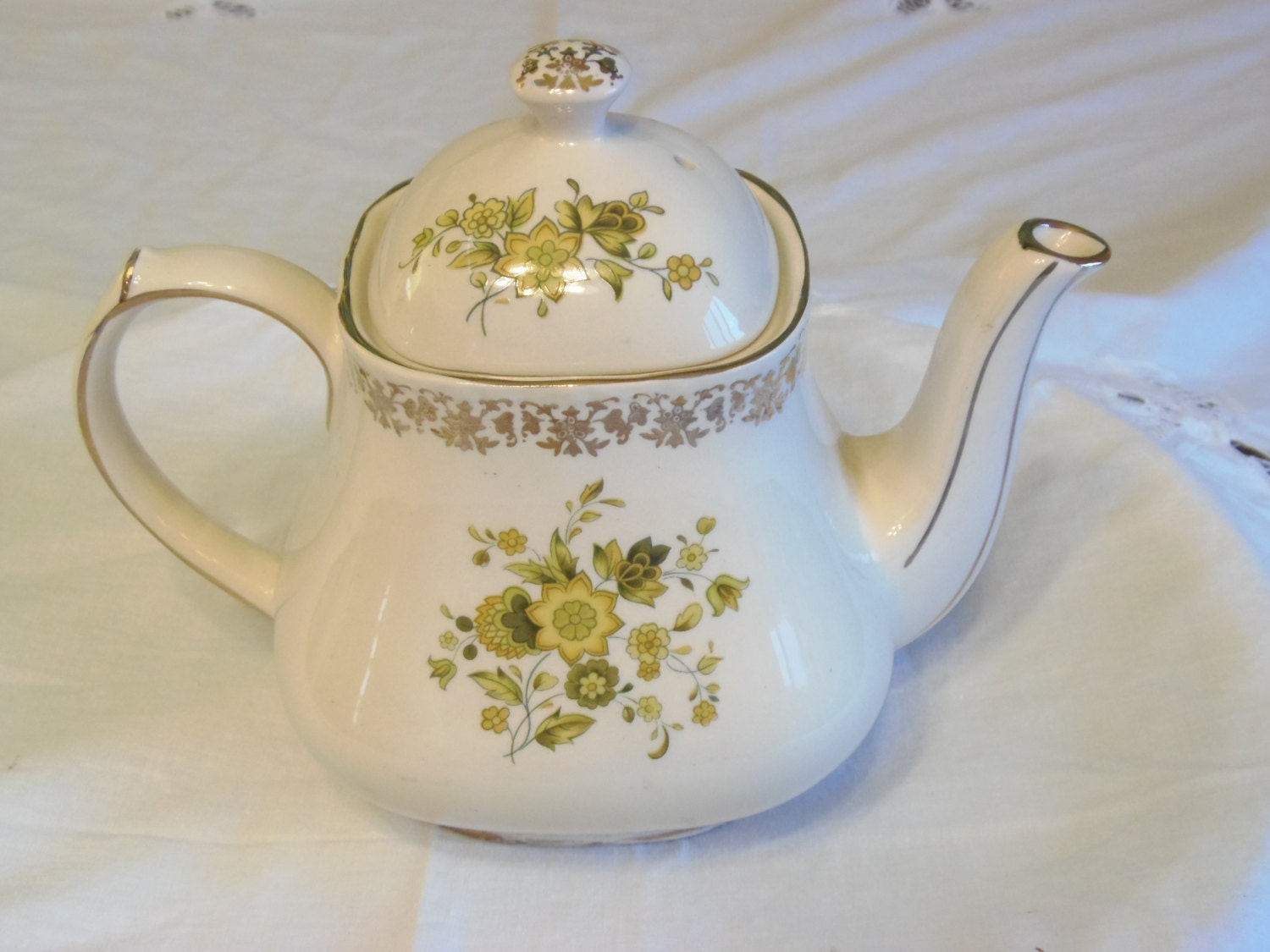 Sadler Ceramic Teapot 1930's made in England Green