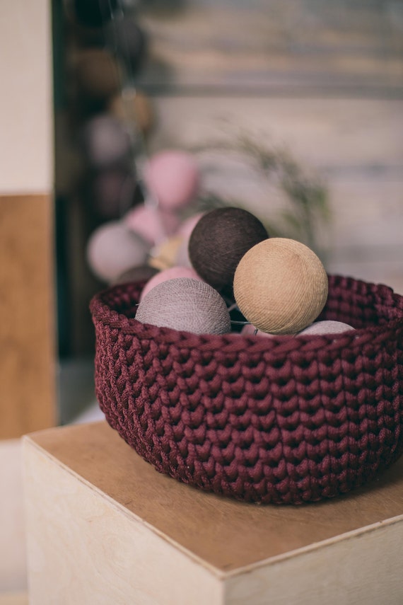 Storage bin/ gift basket/ storage bag/ handmade basket/ housewarming gift/ kids room decor/ new home gift/ home decor/ crochet basket