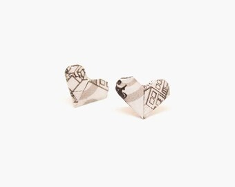 Heart stud earrings, heart earrings, origami earrings, paper earrings, origami jewelry, black earrings, white earrings, jewelry