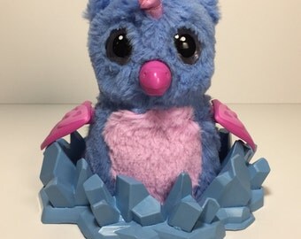 Nest for Hatchimals in Sea Breeze Blue for burtle, draggle, penguala, owlicorn, bearakeet