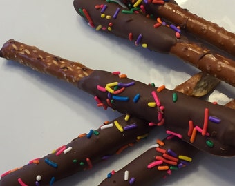 Chocolate Covered Pretzel Rods - Chocolate Covered Pretzels - Decorated Pretzel Sticks - Wedding Favors - Custom Chocolate Pretzels
