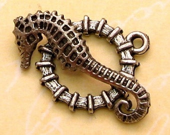 Seahorse Toggle Clasp, Antiqued Pewter AP46