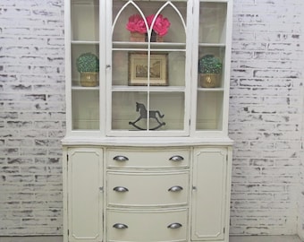 China Cabinet / Bookcase, Distressed White Classic Cottage Style - CB502 Chippy Shabby Farmhouse Chic