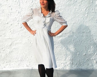 CLEARANCE Vintage 1970s White Polka Dot Day Dress Dress XS/S