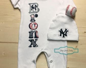 New York Yankees Baby Personalized Baby Romper and Hat Set, Baby Yankees, Personalized Baby Boy, Going Home OUtfit,Baby Shower Gift,Baseball