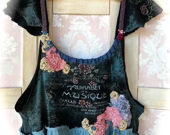 Lovely "Musique" Collage Top Lace N' Blossoms Size Large