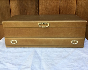 Vintage Lady Buxton Jewelry Box, Gold Faux Leather, Velveteen Interior, Good Condition