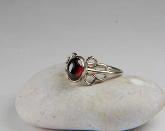 Red Garnet Ring Artisan Ring Red Natural Stone Ring Garnet Jewelry January Birthstone Ring Artisan Jewelry