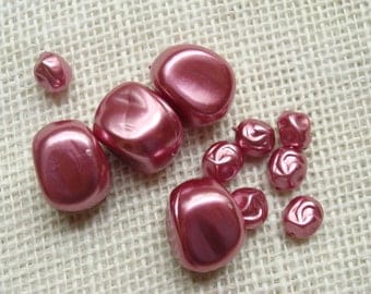 Dark pink metallic nugget bead lot - plastic bead destash - large and small beads, 9mm to 18mm - quantity of 11
