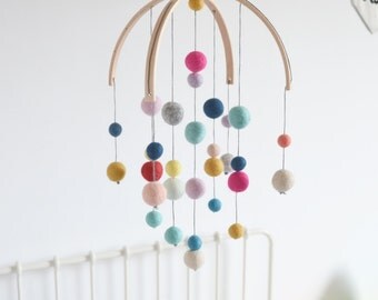 Baby mobile, various colors baby mobile