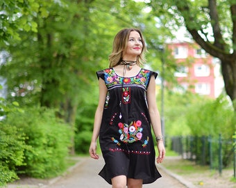 S Mexican hand embroidered dress, BLACK Mexican dress, Puebla dress, tribal dress, boho dress, ethnic dress