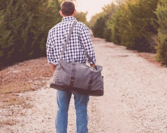 PRESALE Mens Monogrammed Duffle Bag | Groomsmen Gift | Mens Travel Bag | Monogrammed Weekender | Mens Overnight Bag | Gifts for Him | Beau
