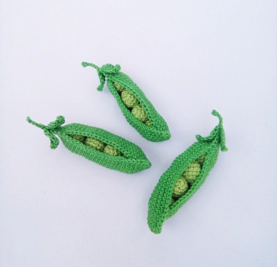 1 Pcs Crochet peas Crochet vegetables Pretend Play food Tactile toy Amigurumi Toys for toddlers Kids Toy Play Kitchen food Educationa