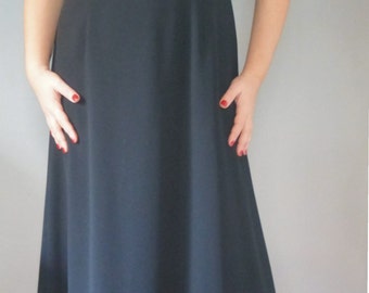 90s Laura Ashley dress. XL size. Black long polyester shortsleeved dress, fully lined. In excellent vintage collection.