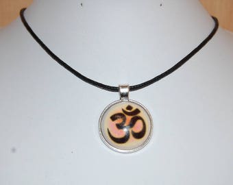 Om Necklace,Om Chocker Necklace,Cabochon Pendant,Choker Necklace,Woman,Gril,Chic,Yoga Necklace,Choker,Lobster Lock End Cord