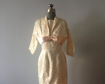 Elegant 1950s Wiggle Dress