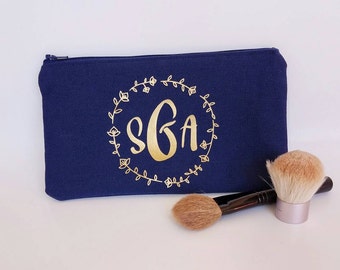 Monogrammed Make up Bag - Personalized Makeup Bag - Personalized Bridesmaid Gift - Monogrammed Cosmetic Bag - Best Friend Gift - Girlfriend