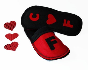 Personalized slippers mens hearts initals, Valentine gift him, custom house shoes, soft sole felt slippers fleece lining, monogrammed shoe