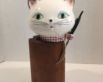 1958 Holt Howard Cozy Kitten String and Scissor Holder