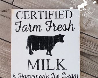 Farm Fresh Milk Sign // Farm Sign // Farmhouse Sign // Farmhouse Decor // Farmhouse Kitchen Sign