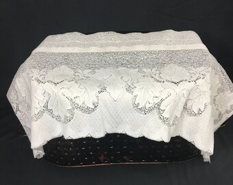 Lace Valance, Lace Curtain, Off White, Window Treatment, 1990's Lace Curtain, 12 x 59, Leaves Pattern, Polyester Lace, Made In USA, Cottage